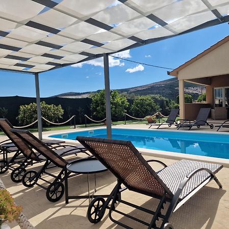 Kaštel Štafilić Holiday Home Near Trogir מראה חיצוני תמונה
