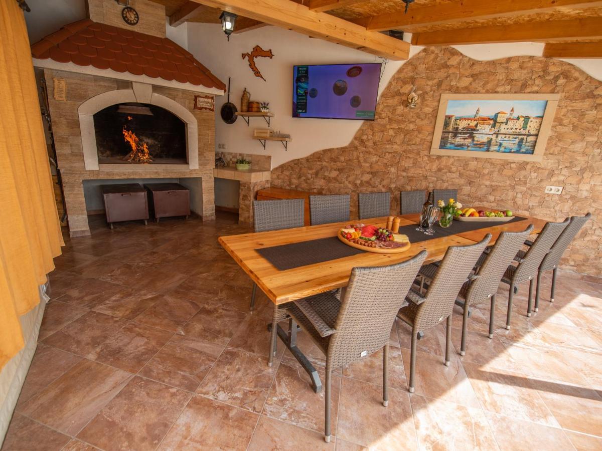 Kaštel Štafilić Holiday Home Near Trogir מראה חיצוני תמונה