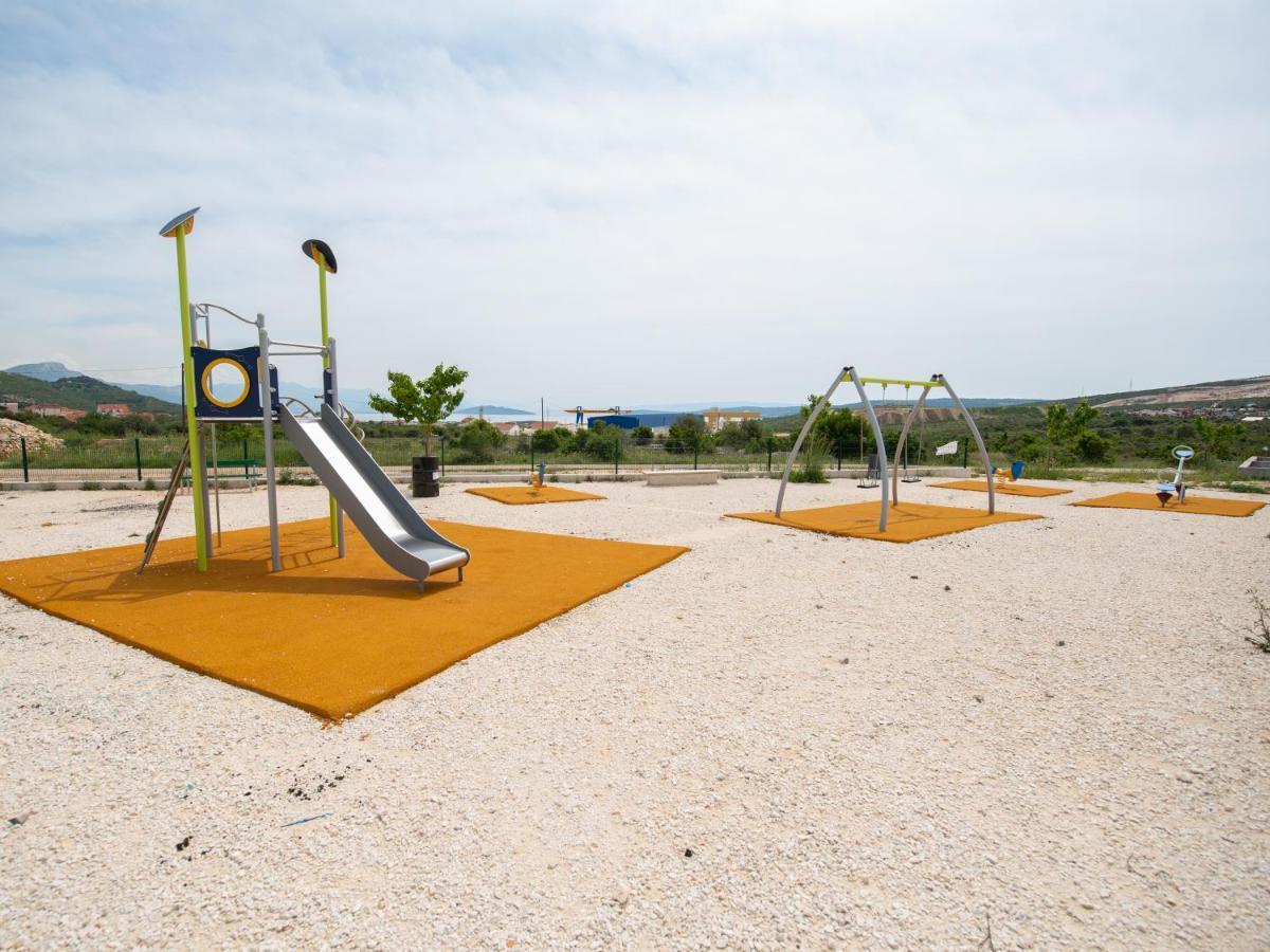Kaštel Štafilić Holiday Home Near Trogir מראה חיצוני תמונה