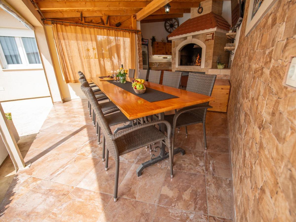 Kaštel Štafilić Holiday Home Near Trogir מראה חיצוני תמונה